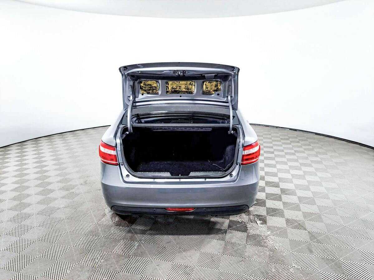 Lada (ВАЗ) Vesta с пробегом — 2020 год. Фото: #8