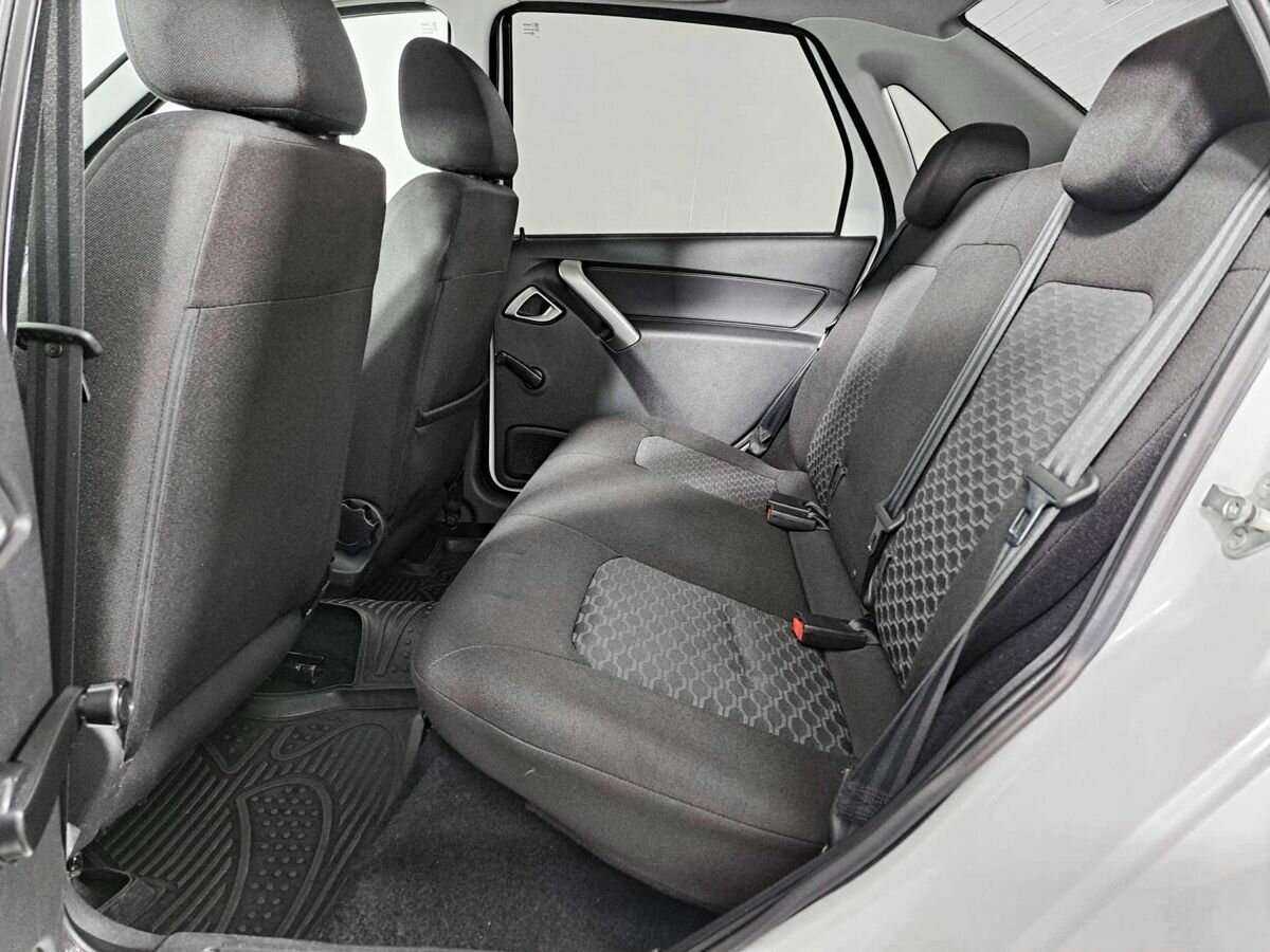 Lada (ВАЗ) Granta с пробегом — 2020 год. Фото: #11