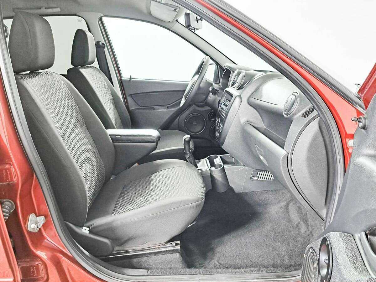 Lada (ВАЗ) Granta с пробегом — 2016 год. Фото: #8