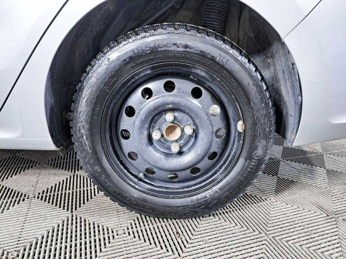 Kia Rio с пробегом — 2020 год. Фото: #17