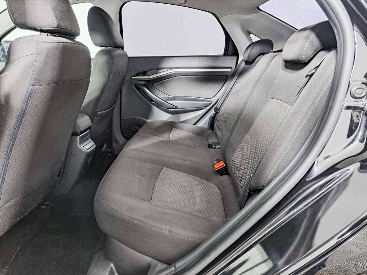 Lada (ВАЗ) Vesta с пробегом — 2021 год. Фото: #7