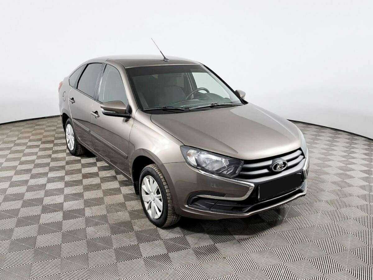 Lada (ВАЗ) Granta с пробегом — 2019 год. Фото: #2