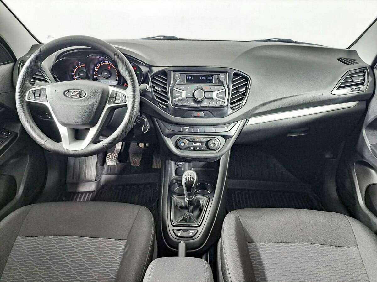 Lada (ВАЗ) Vesta с пробегом — 2019 год. Фото: #11