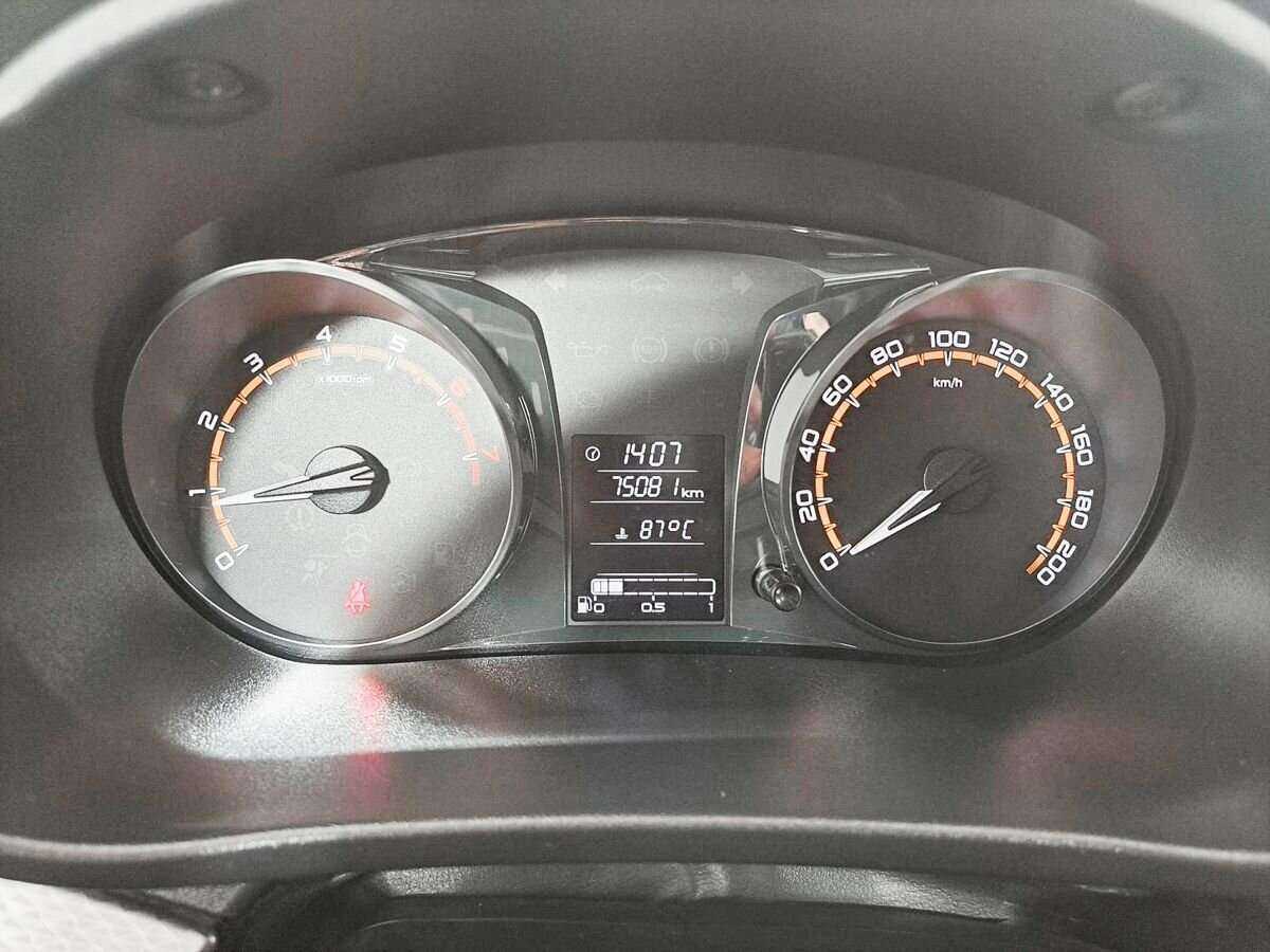 Lada (ВАЗ) Granta с пробегом — 2019 год. Фото: #10