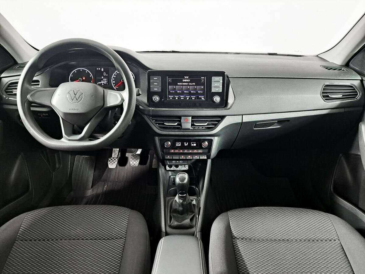 Volkswagen Polo с пробегом — 2020 год. Фото: #13