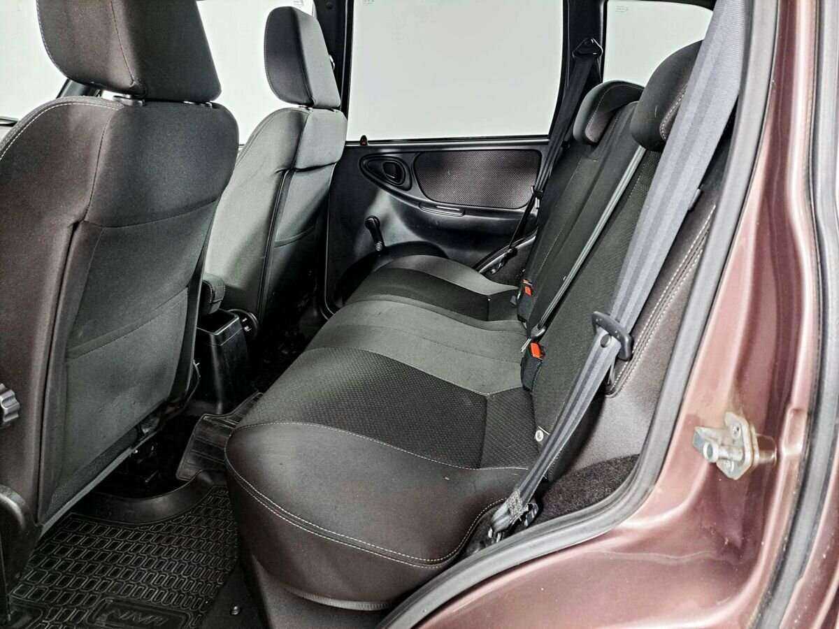 Chevrolet Niva с пробегом — 2017 год. Фото: #9