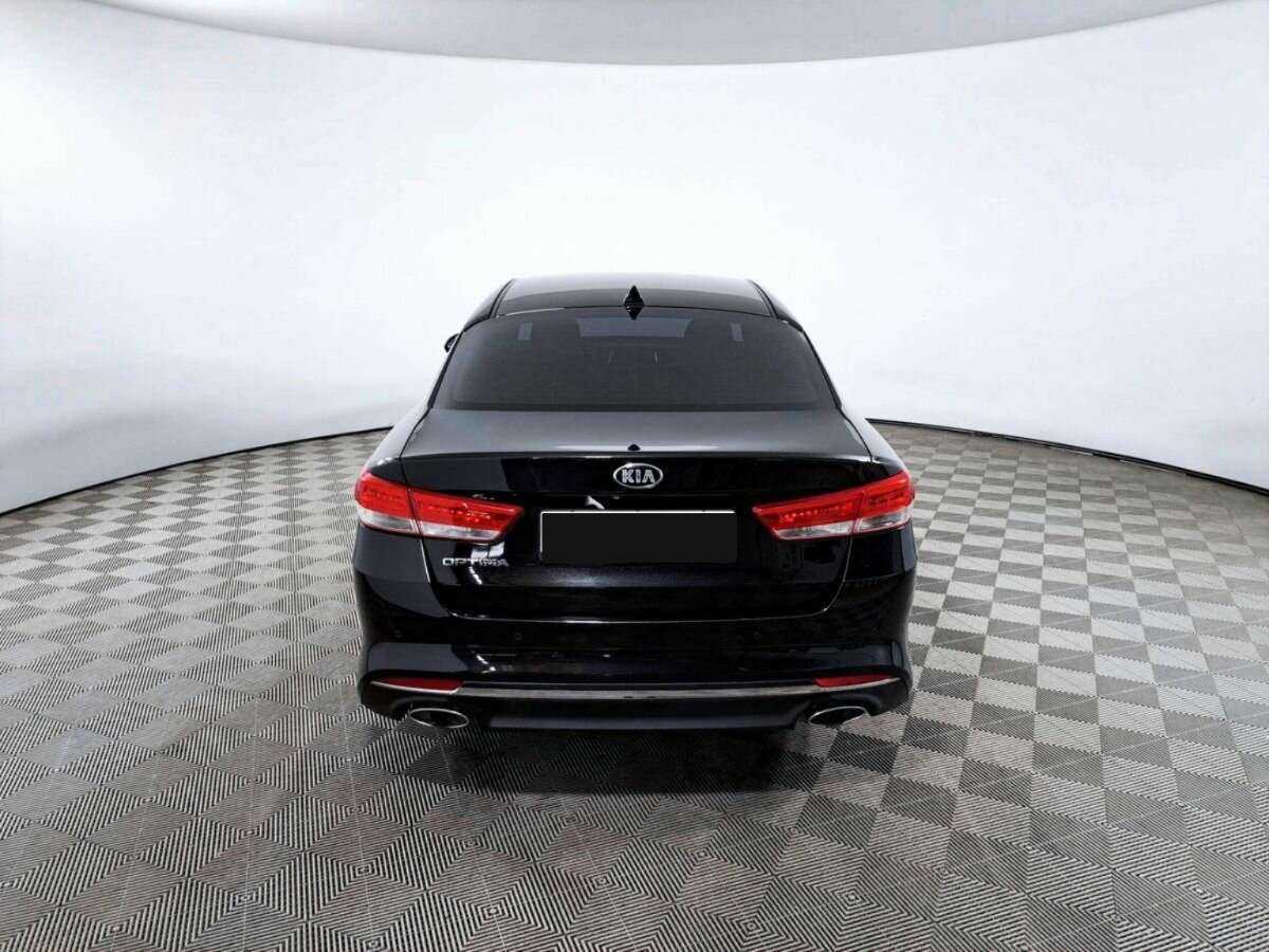 Kia Optima с пробегом — 2016 год. Фото: #5