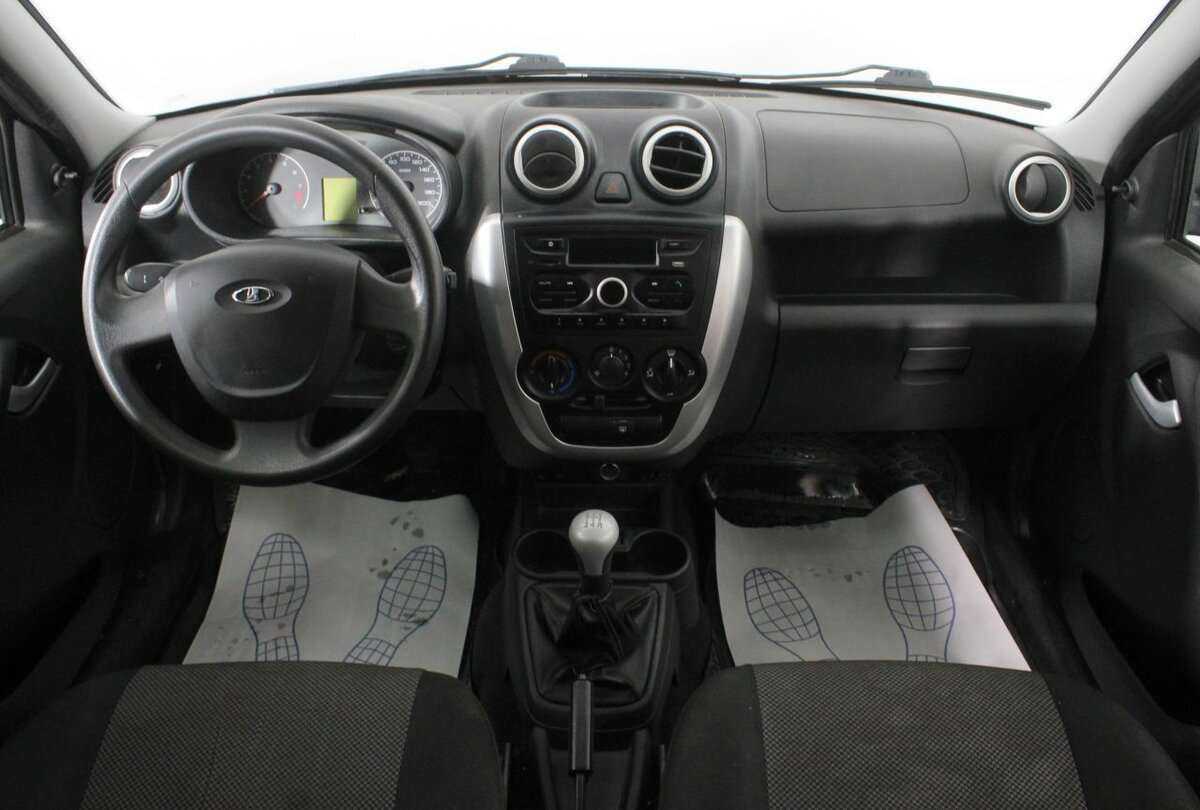 Lada (ВАЗ) Granta с пробегом — 2015 год. Фото: #8