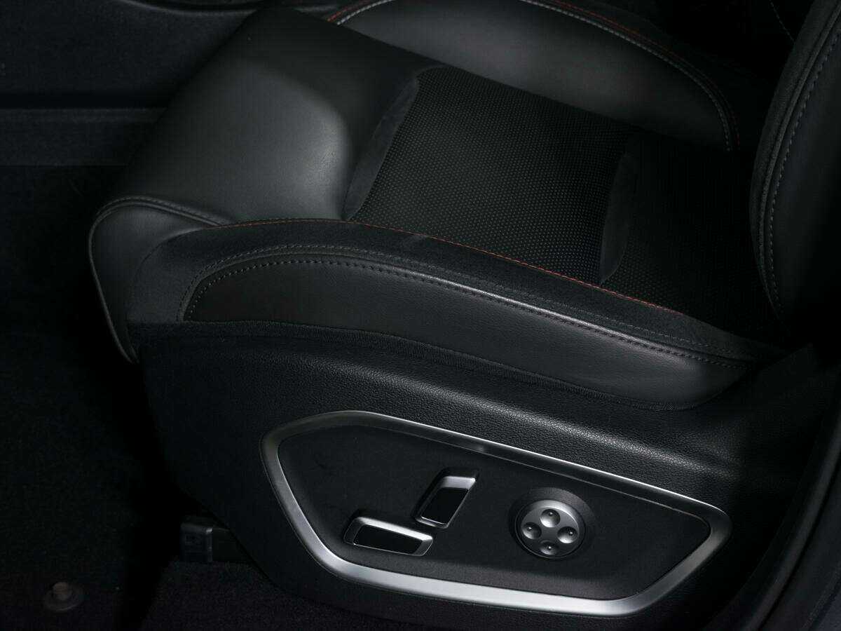 Geely Tugella с пробегом — 2022 год. Фото: #14