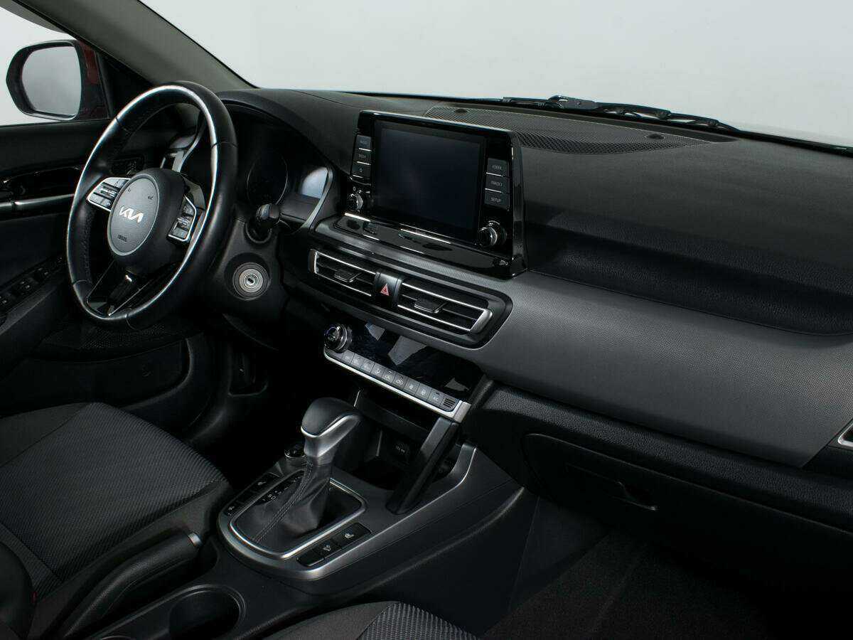 Kia Seltos с пробегом — 2021 год. Фото: #9