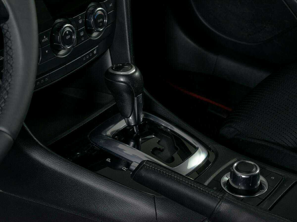 Mazda 6 с пробегом — 2014 год. Фото: #15