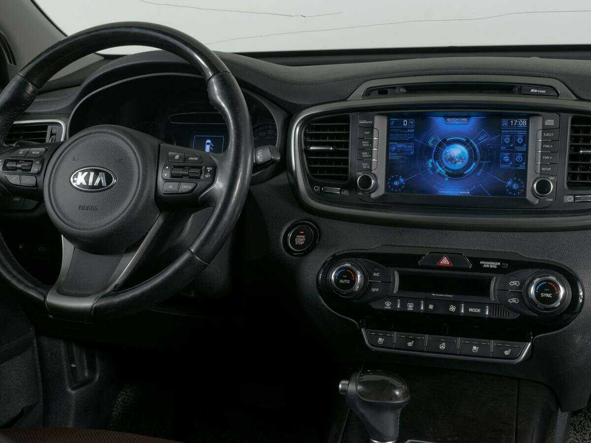 Kia Sorento с пробегом — 2016 год. Фото: #12