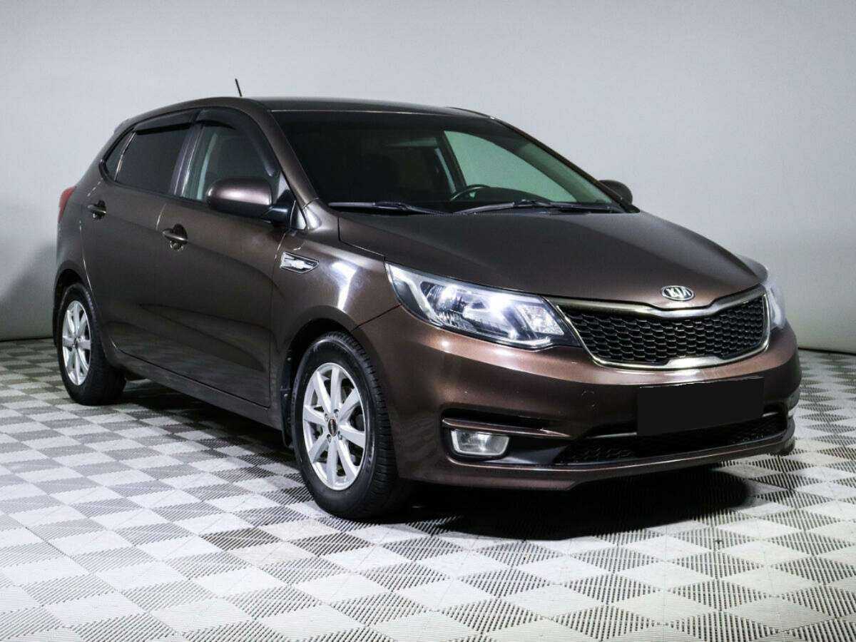 Kia Rio с пробегом — 2016 год. Фото: #2