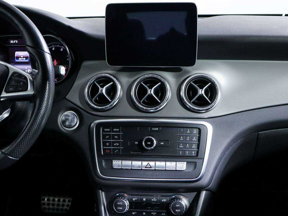 Mercedes-Benz CLA с пробегом — 2018 год. Фото: #12
