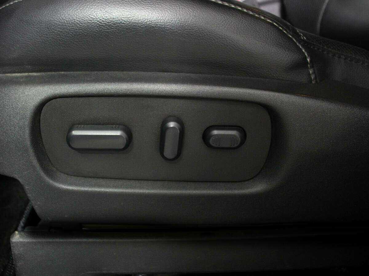 Ford Explorer с пробегом — 2013 год. Фото: #17