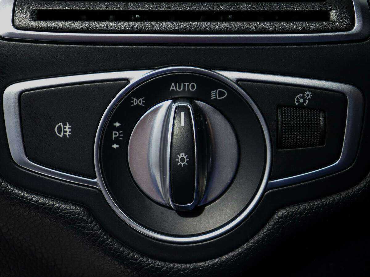 Mercedes-Benz C-Класс с пробегом — 2018 год. Фото: #12