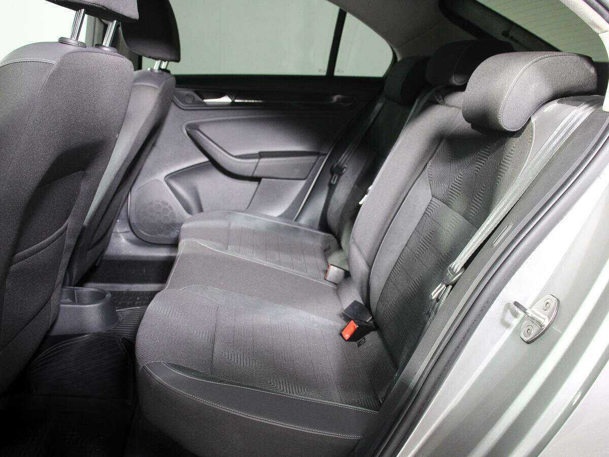 Volkswagen Polo с пробегом — 2021 год. Фото: #7