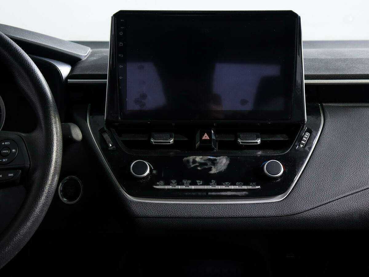 Toyota Corolla с пробегом — 2022 год. Фото: #9