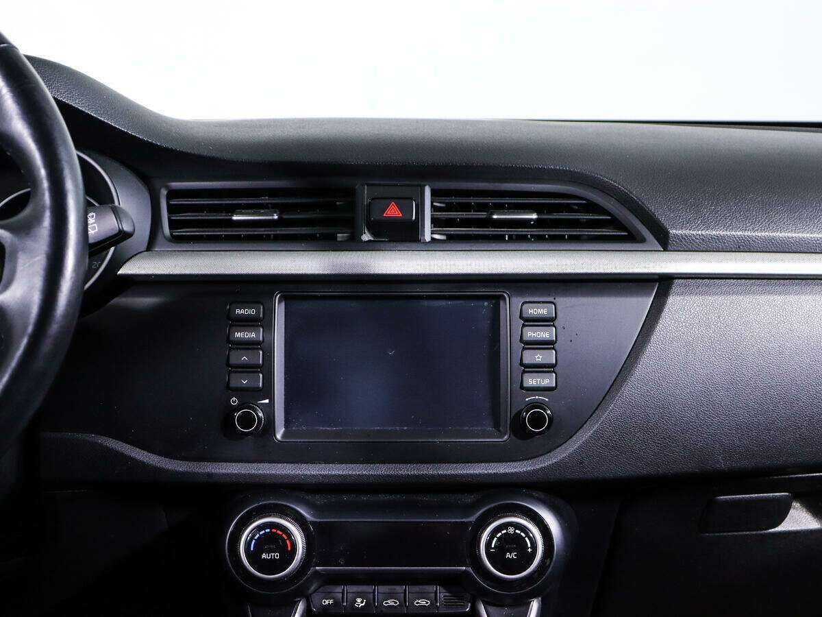 Kia Rio с пробегом — 2018 год. Фото: #12