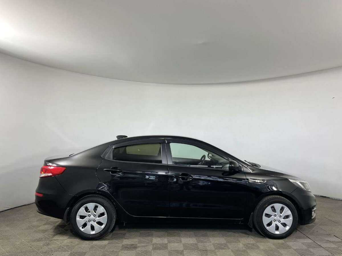 Kia Rio с пробегом — 2017 год. Фото: #2