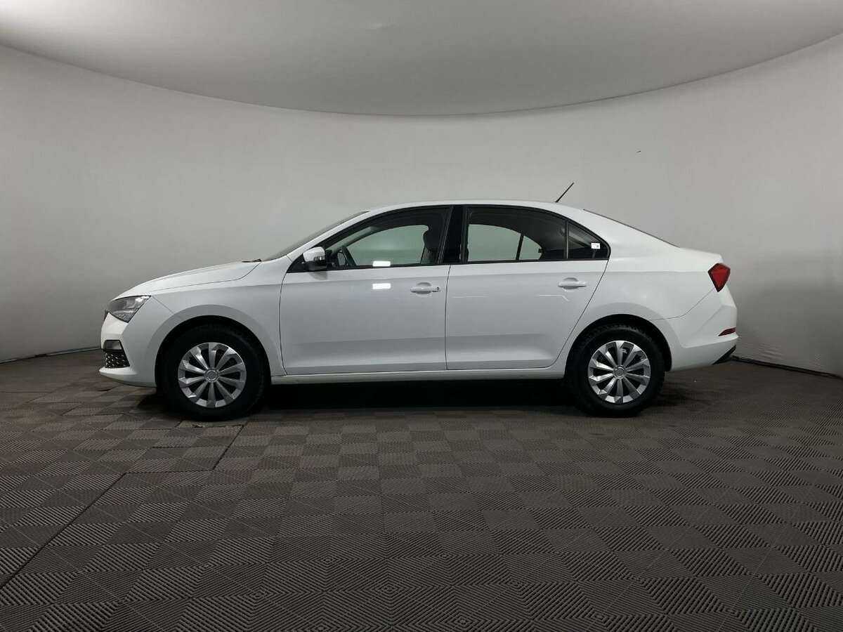 Skoda Rapid с пробегом — 2020 год. Фото: #4