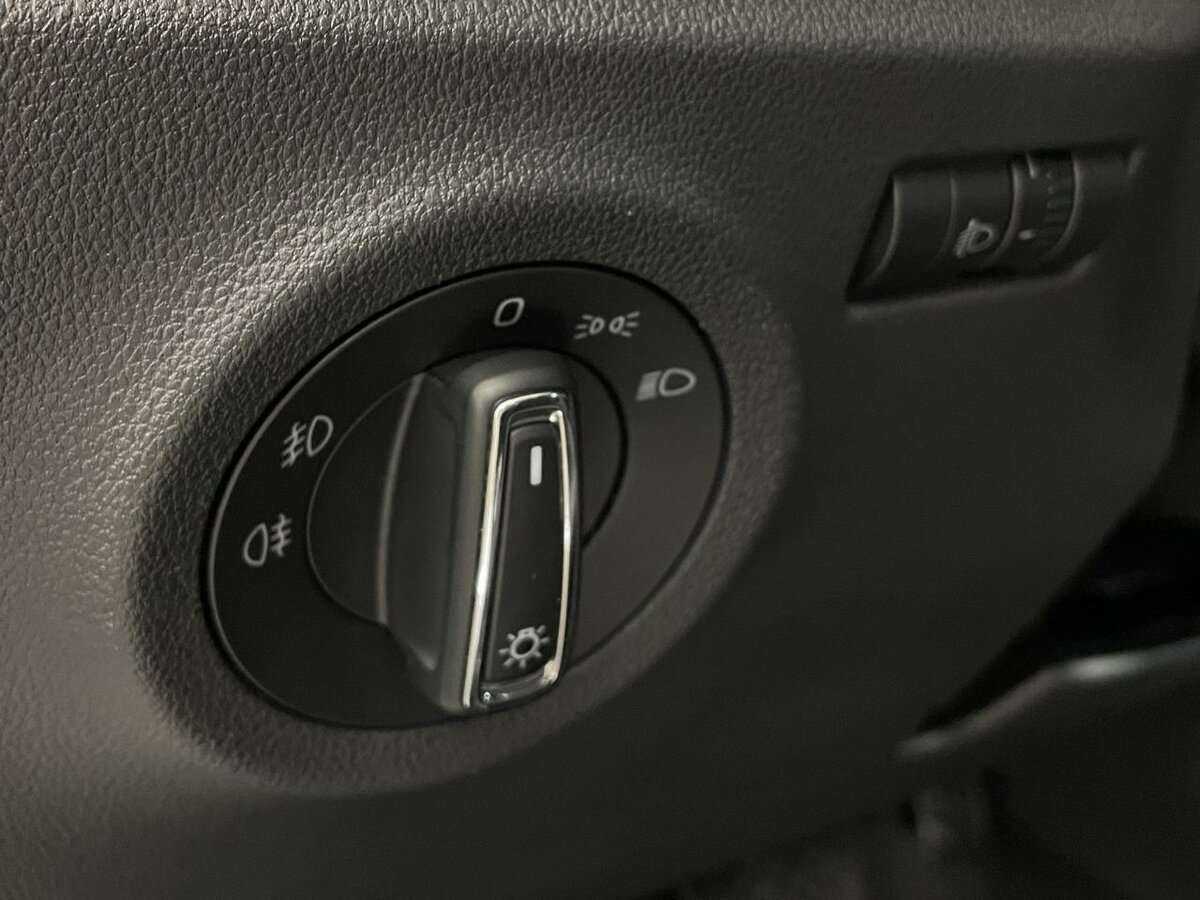 Skoda Rapid с пробегом — 2020 год. Фото: #8