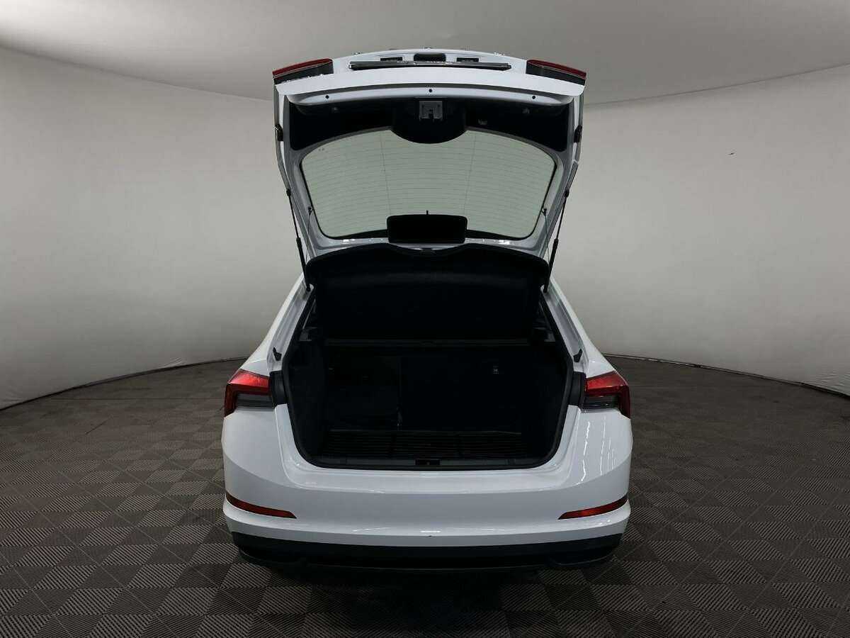 Skoda Rapid с пробегом — 2020 год. Фото: #17