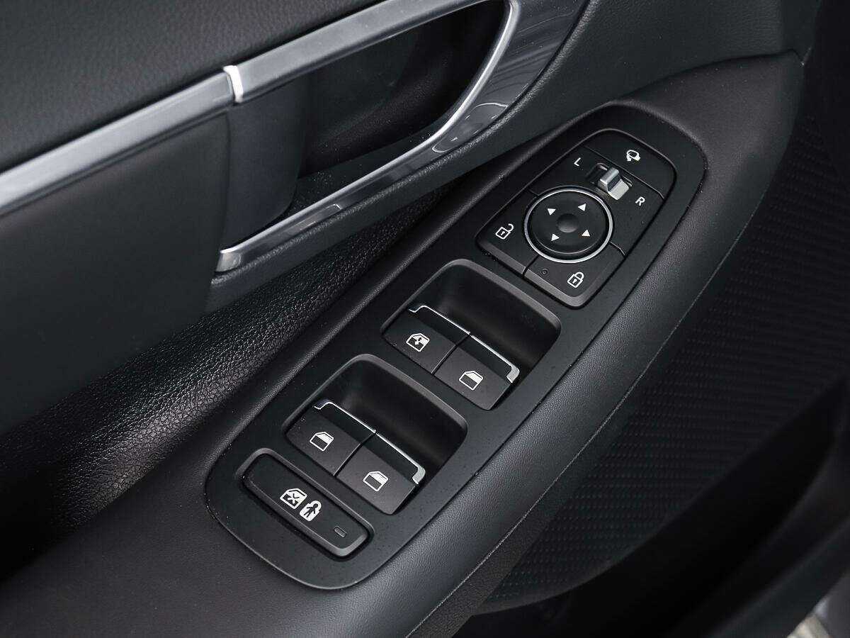 Hyundai Sonata с пробегом — 2023 год. Фото: #17