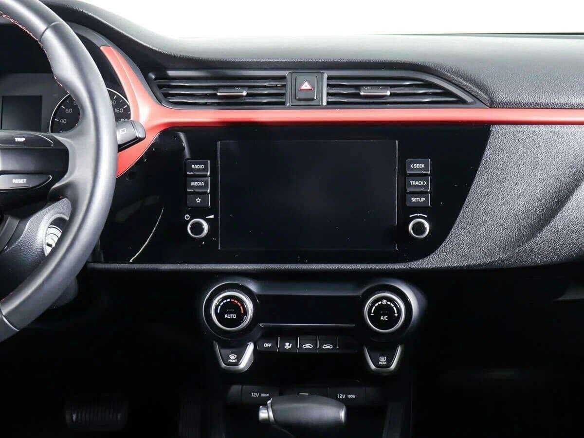 Kia Rio с пробегом — 2021 год. Фото: #8