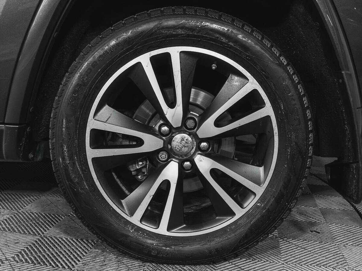 Jeep Grand Cherokee с пробегом — 2014 год. Фото: #17