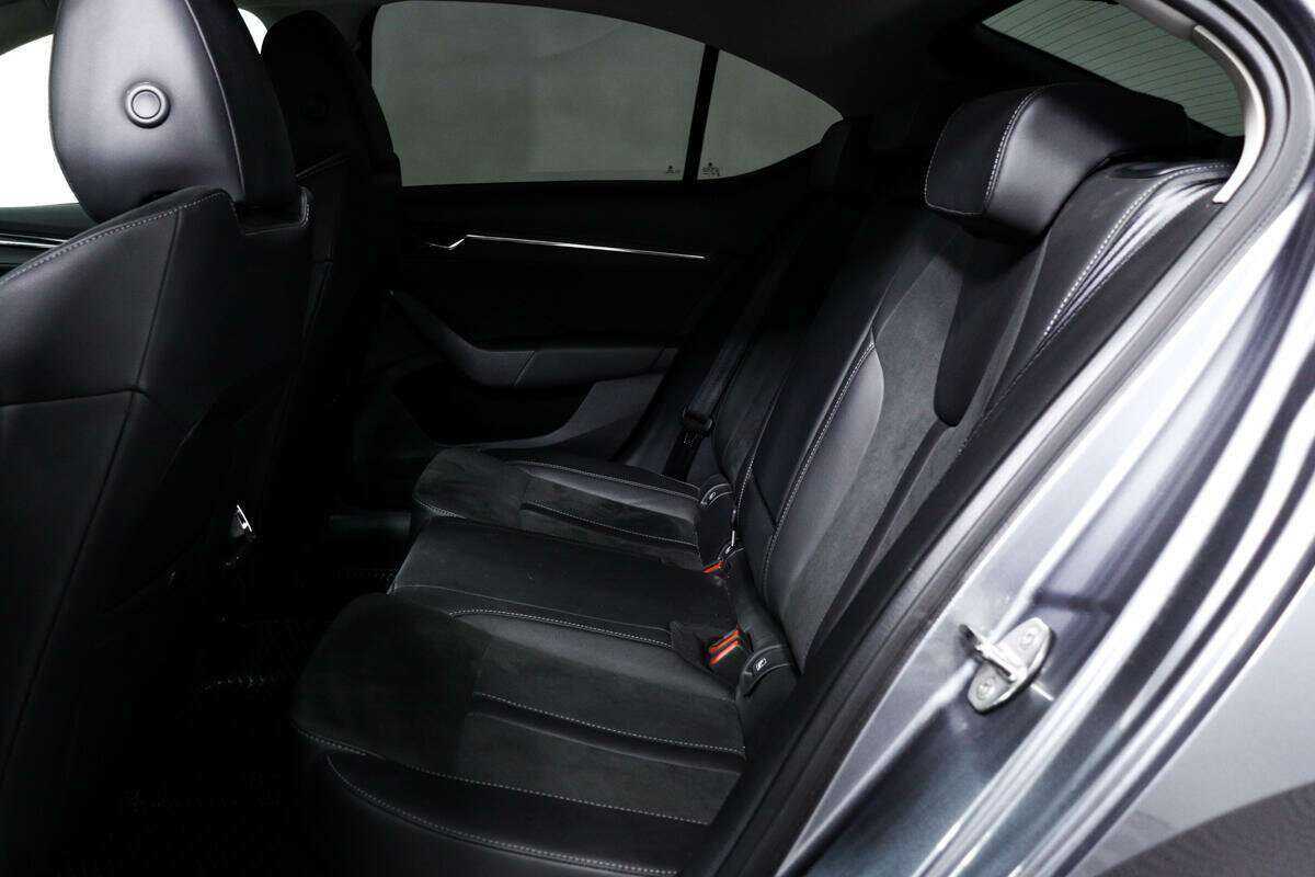 Skoda Octavia с пробегом — 2021 год. Фото: #10