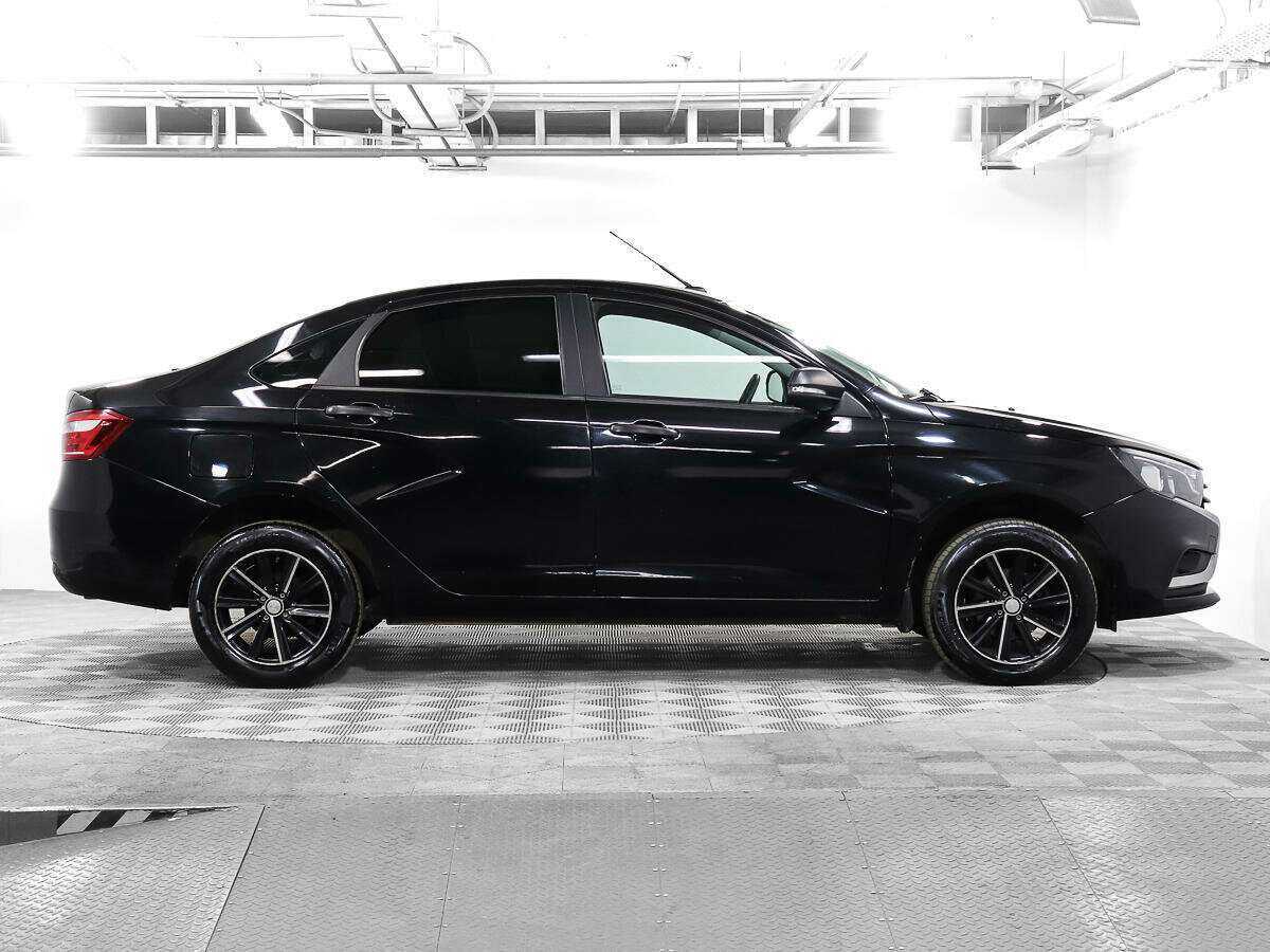 Lada (ВАЗ) Vesta с пробегом — 2020 год. Фото: #3