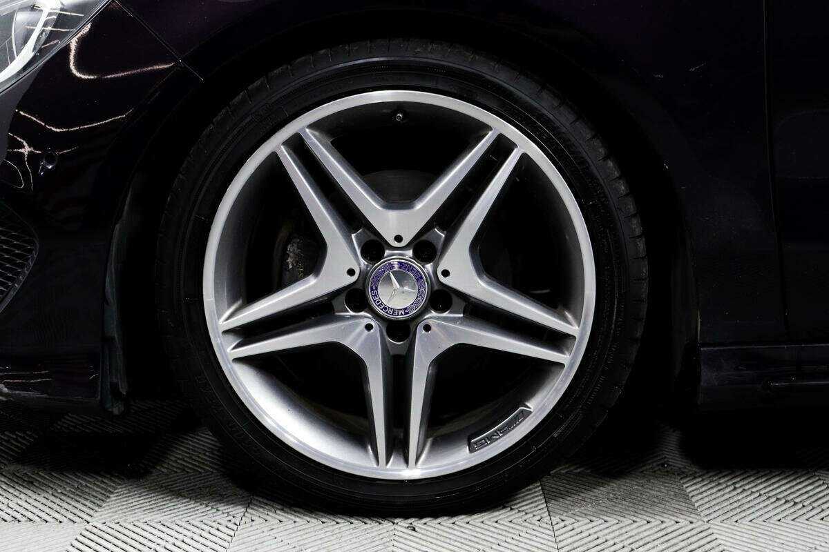 Mercedes-Benz CLA с пробегом — 2015 год. Фото: #12