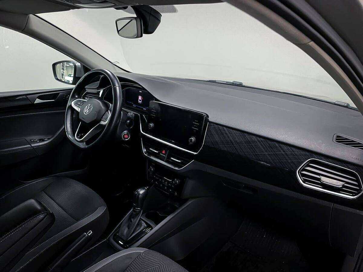 Volkswagen Polo с пробегом — 2020 год. Фото: #9