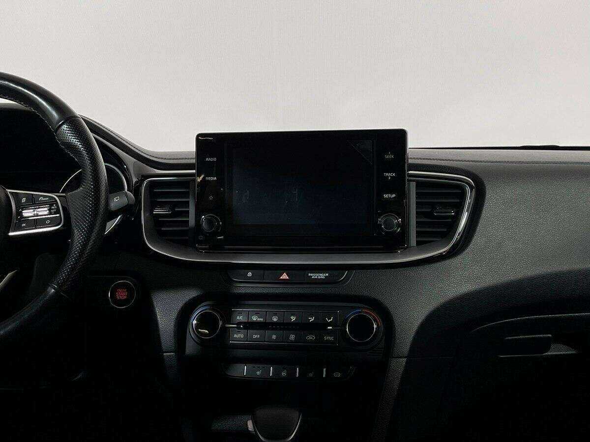 Kia Proceed с пробегом — 2020 год. Фото: #11