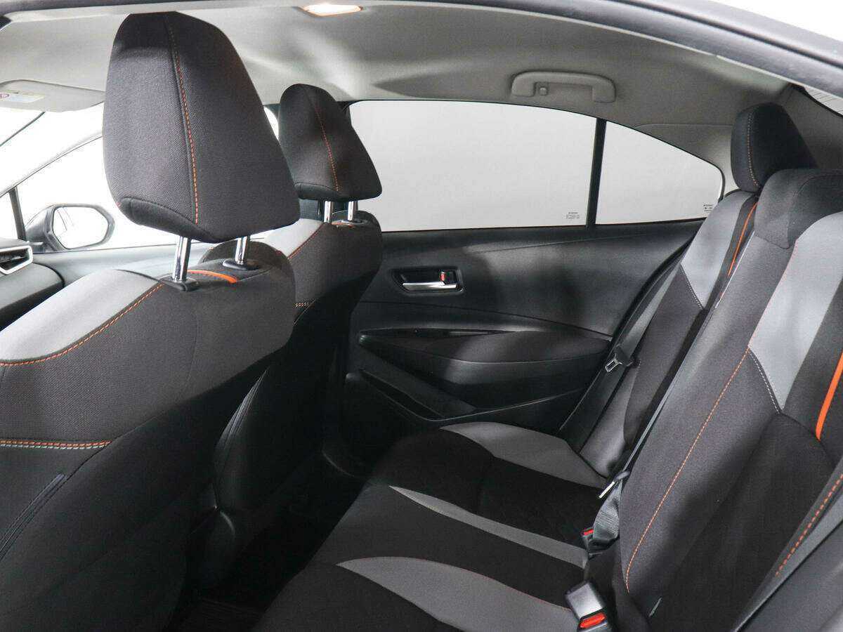 Toyota Corolla с пробегом — 2022 год. Фото: #10