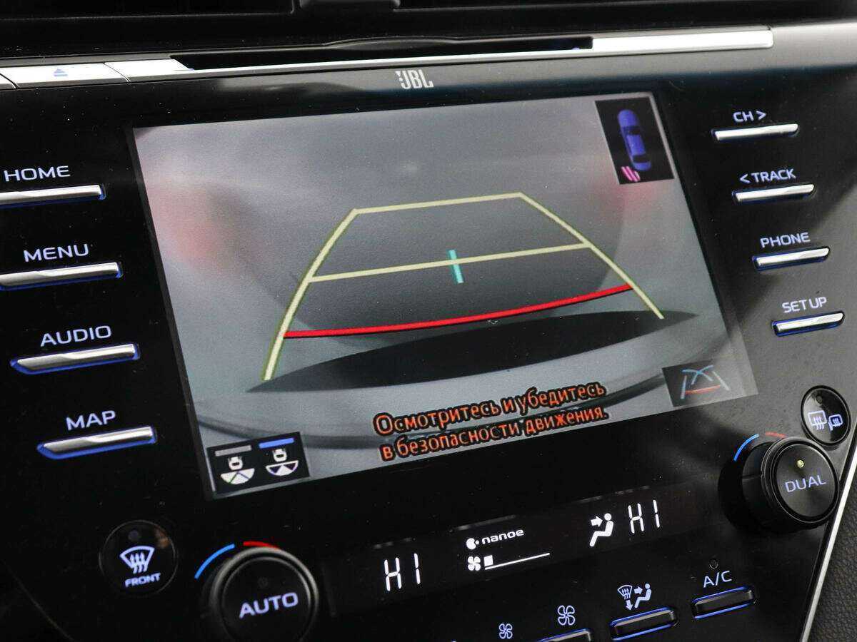 Toyota Camry с пробегом — 2020 год. Фото: #11