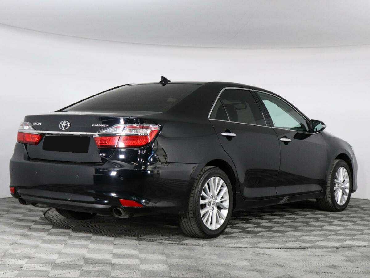 Toyota Camry с пробегом — 2015 год. Фото: #4