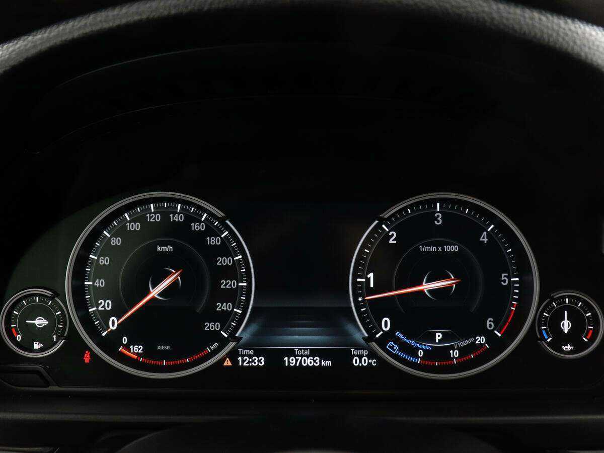 BMW 5 серии с пробегом — 2015 год. Фото: #7