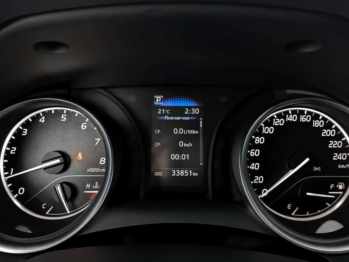 Toyota Camry с пробегом — 2022 год. Фото: #11