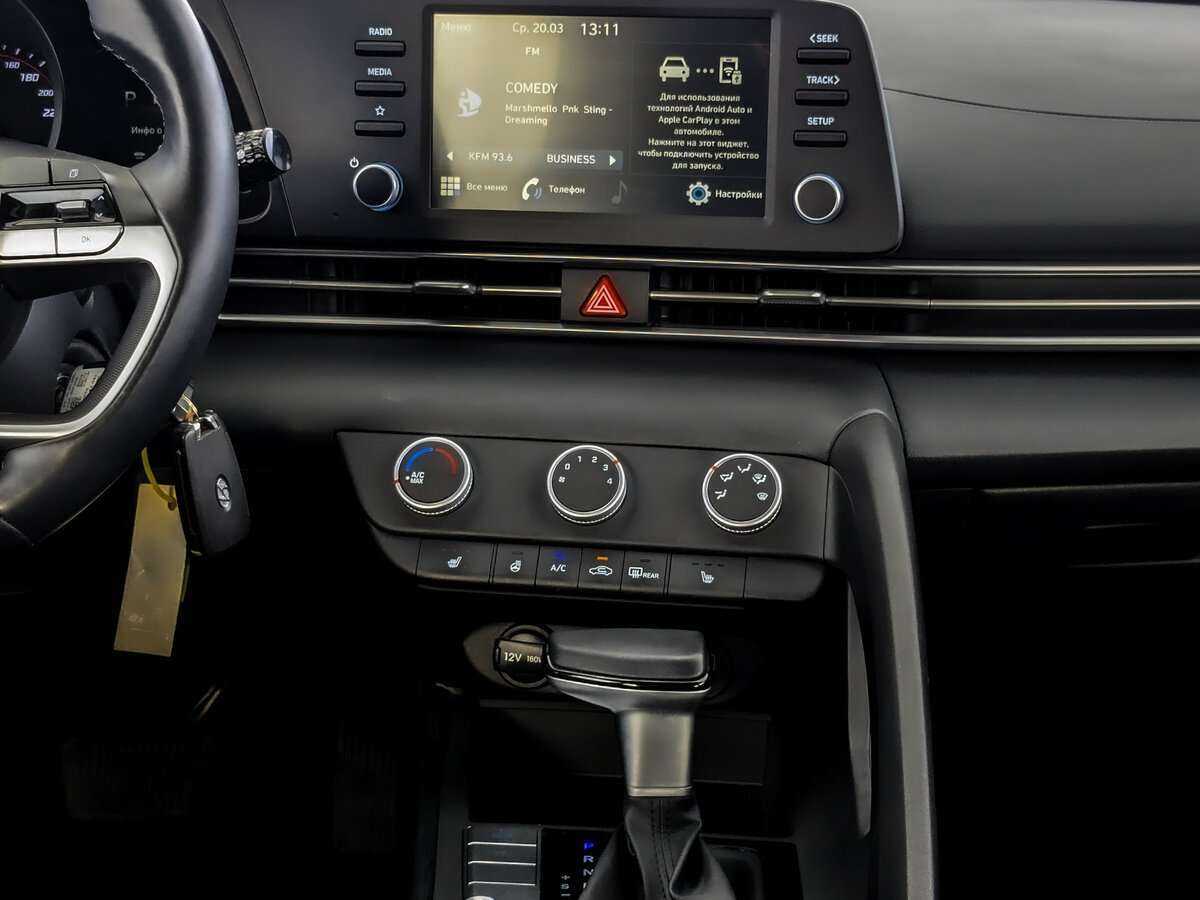Hyundai Elantra с пробегом — 2022 год. Фото: #14