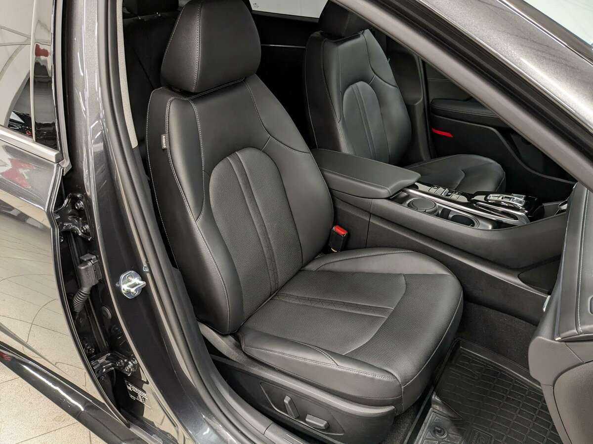 Hyundai Sonata с пробегом — 2022 год. Фото: #8