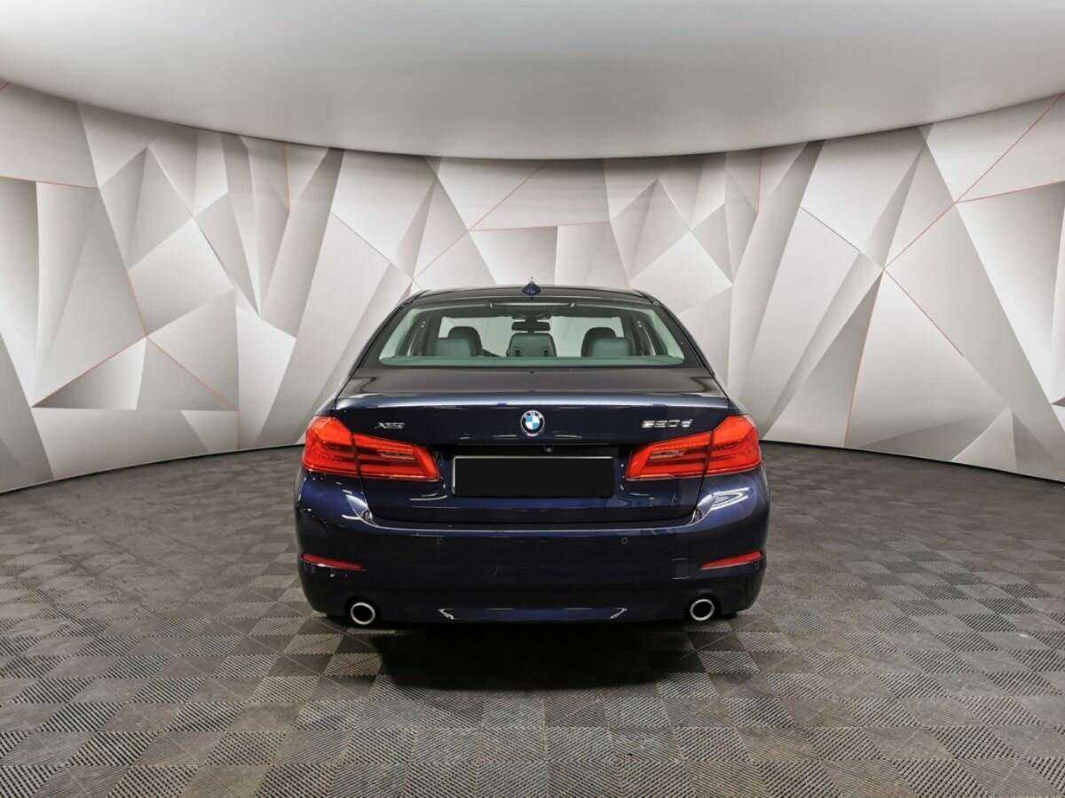 BMW 5 серии с пробегом — 2018 год. Фото: #7