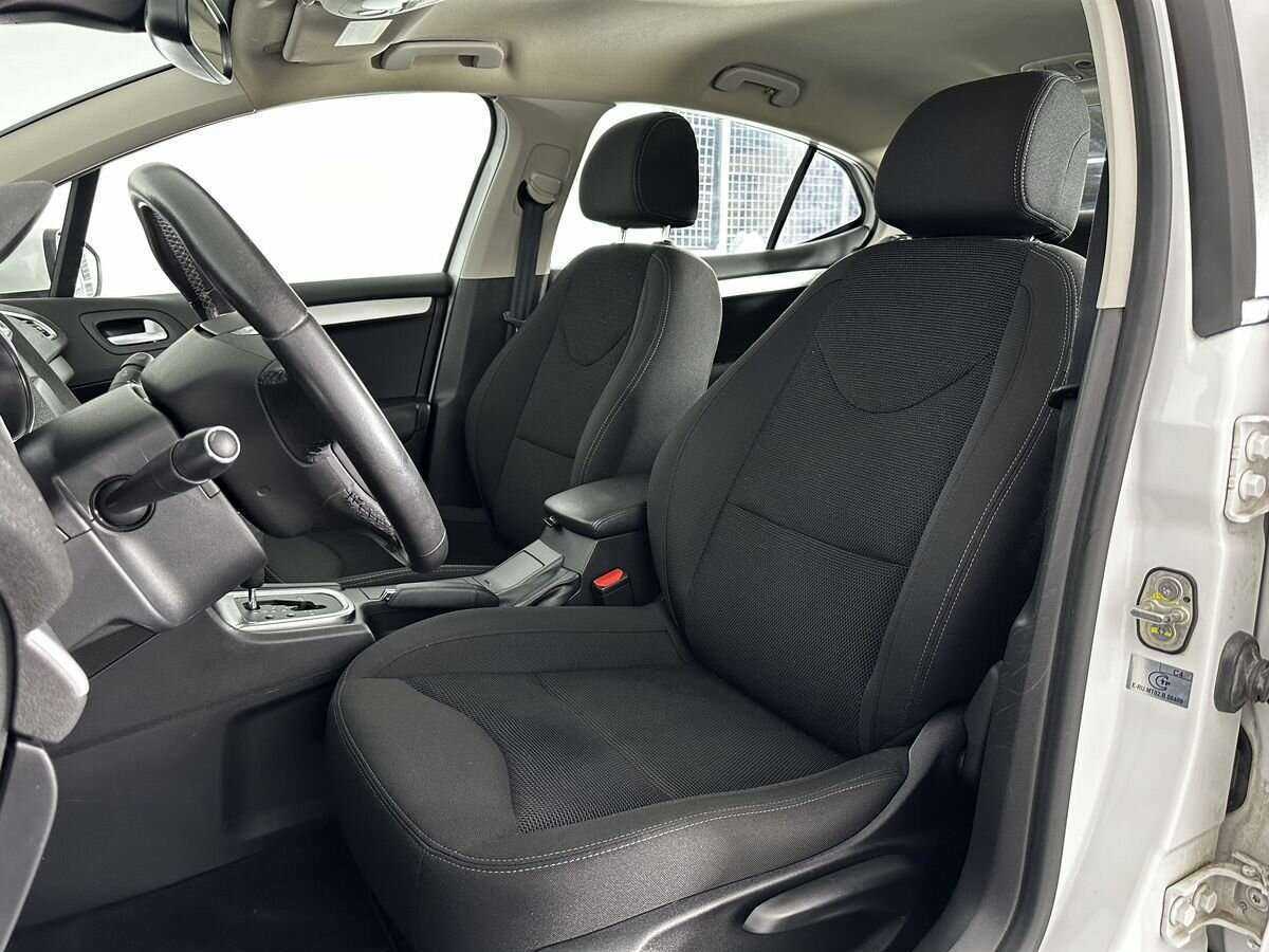 Citroen C4 с пробегом — 2014 год. Фото: #9