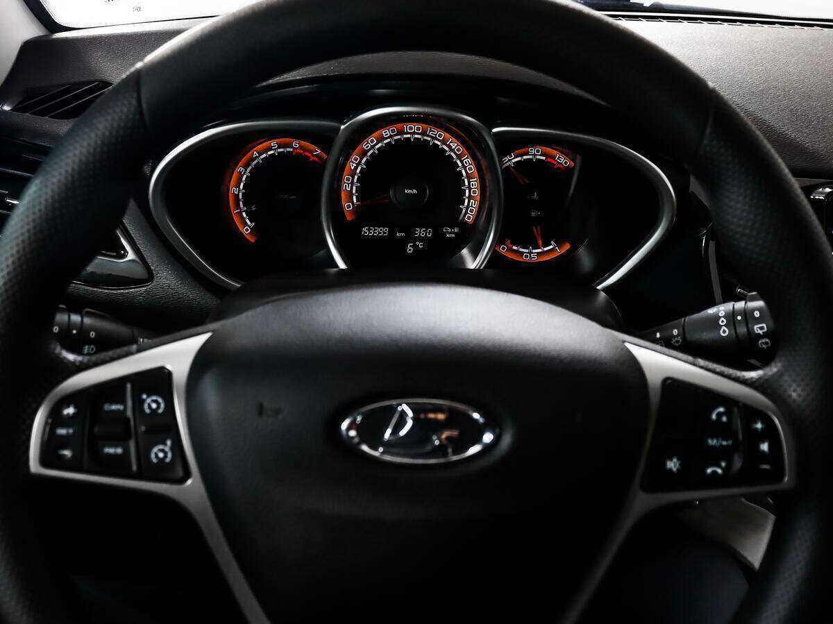 Lada (ВАЗ) Vesta с пробегом — 2020 год. Фото: #12