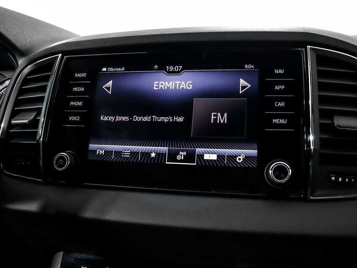 Skoda Karoq с пробегом — 2021 год. Фото: #13