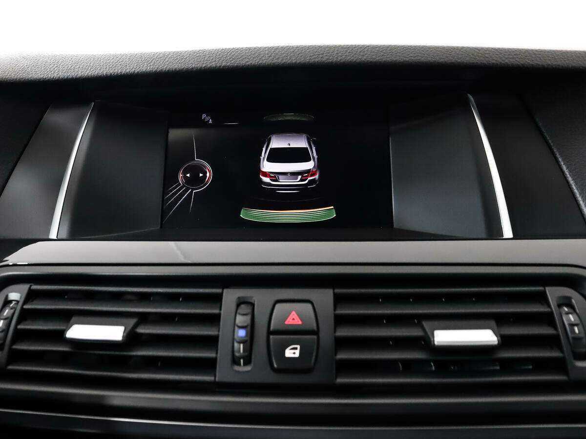 BMW 5 серии с пробегом — 2015 год. Фото: #14