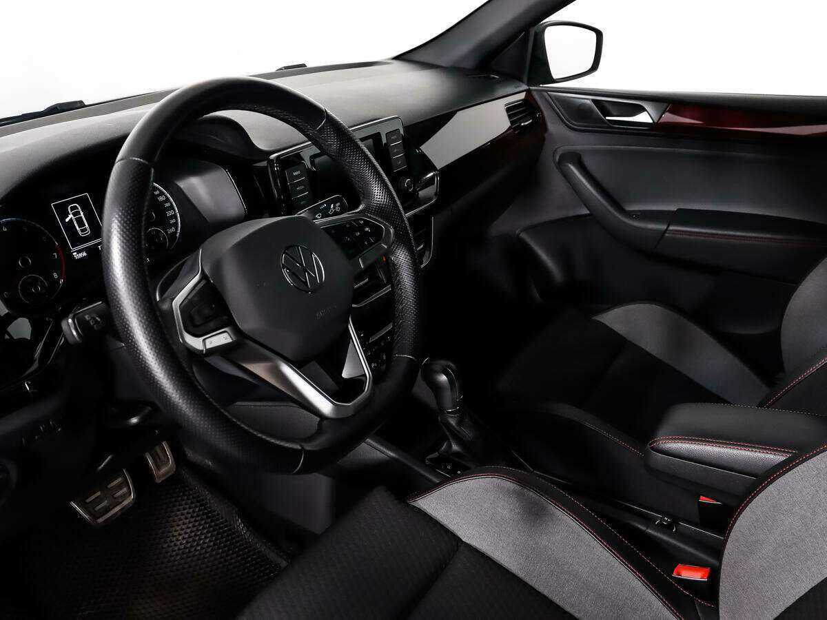 Volkswagen Polo с пробегом — 2021 год. Фото: #8