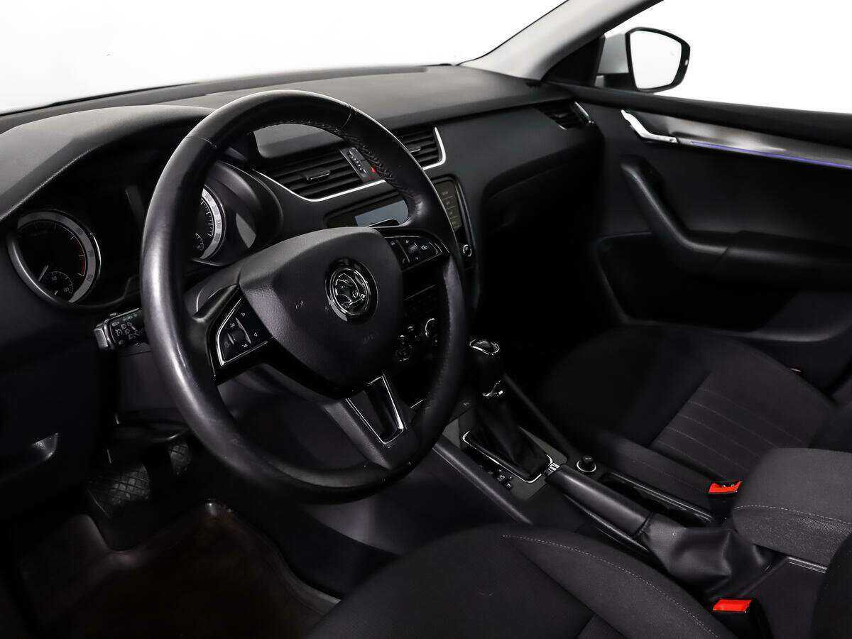 Skoda Octavia с пробегом — 2018 год. Фото: #8