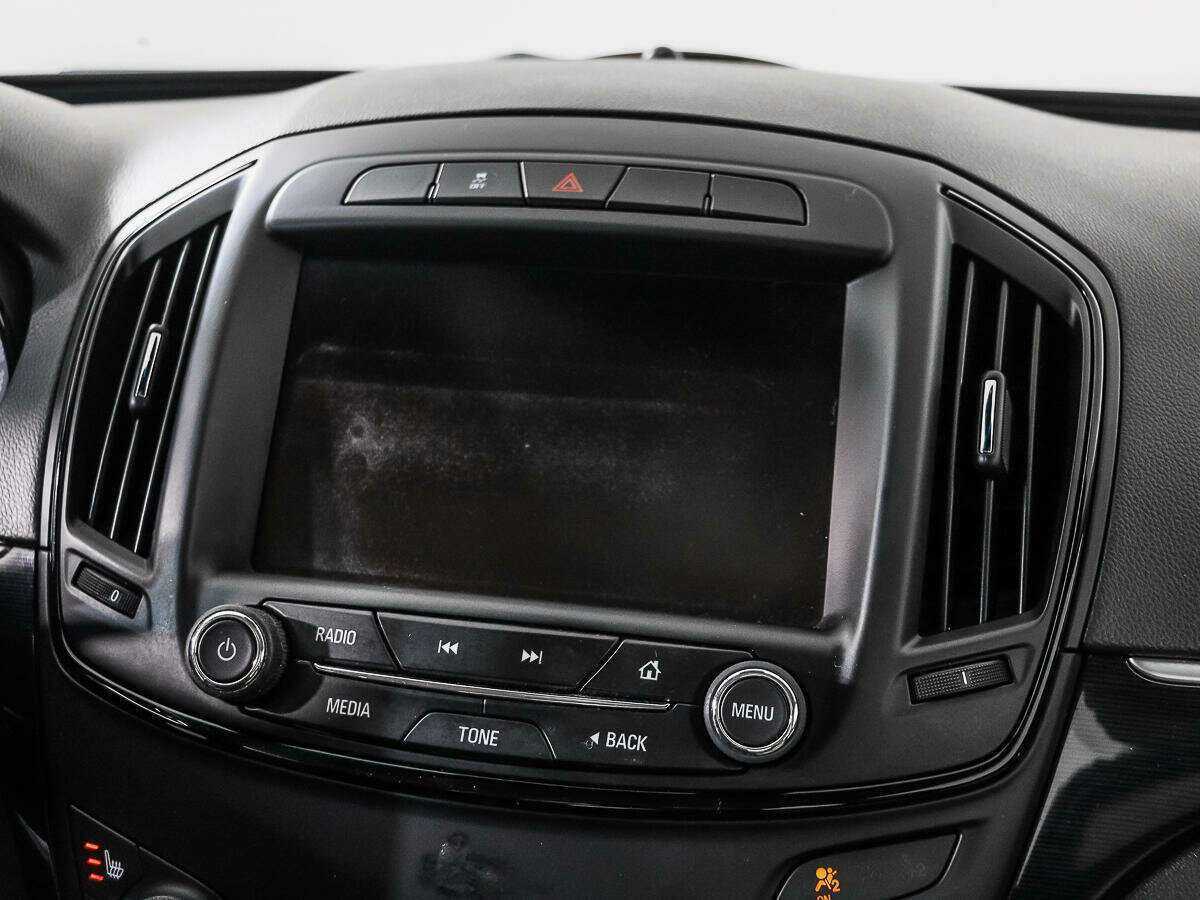 Opel Insignia с пробегом — 2014 год. Фото: #13